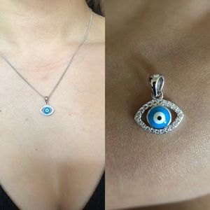 One eye pendant